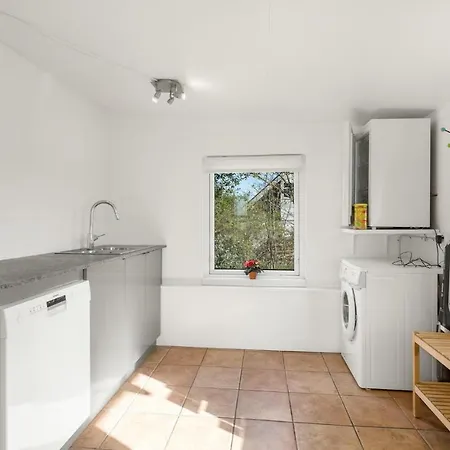 2 Bedroom Cozy In Sydals Σπίτι διακοπών Skovby (Syddanmark)